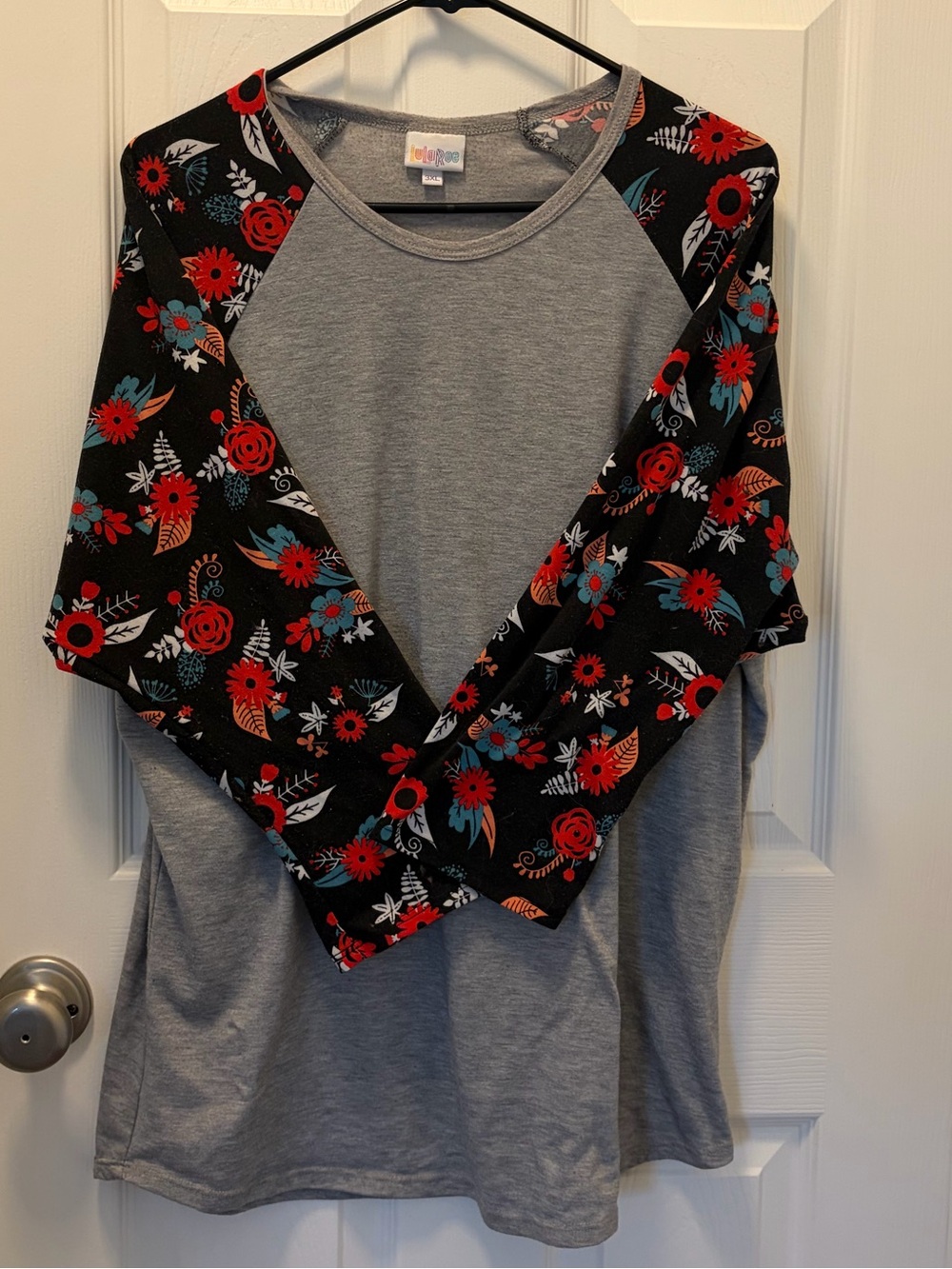LuLaRoe Gray Top with Black Floral Raglan Sleeves